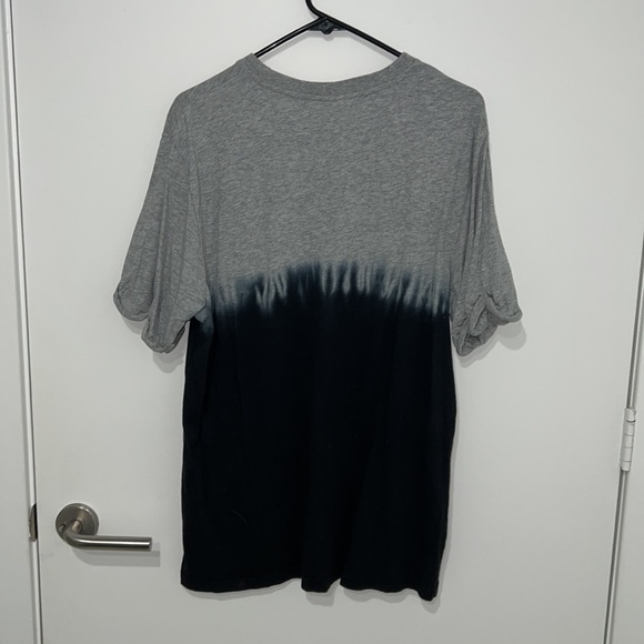 High-end Los Angeles based clothing company - Picture 2 of 3